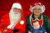Com Papai e Mam&atilde;e Noel