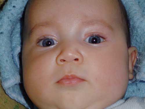 Close nos olhos azuis...