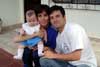 Com a tia Ana L&uacute;cia e o tio Mauro!