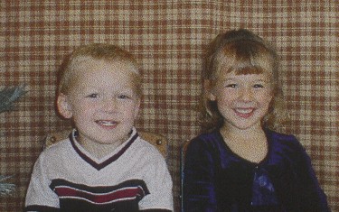 Micah & Rebekah Archambeault.jpg (38166 bytes)