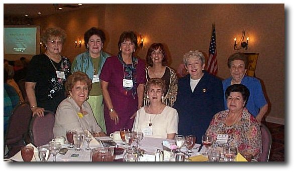 Past presidents vist meeting