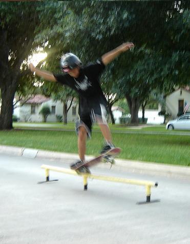 blurry 5-0 on the tiny round rail