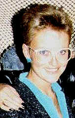 karen.jpg (42584 bytes)