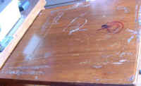 writingtable.jpg (22063 bytes)