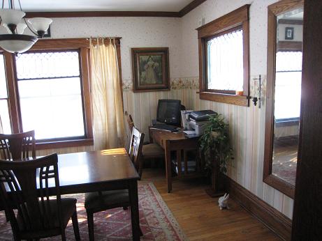 Dining Room Pic1