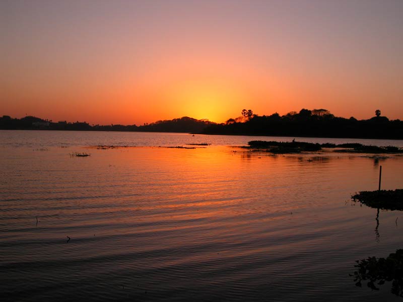 powai-lake-dusk