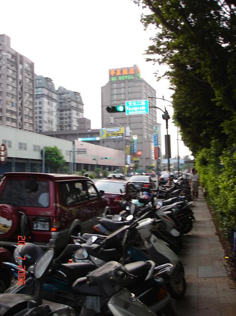 Road Side Bike at Linkou