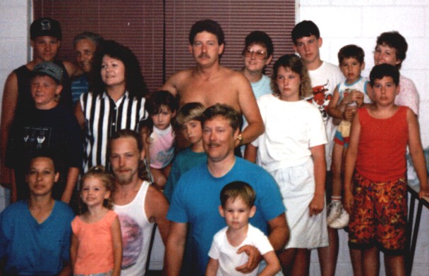 BACK: Sherman, Dad, Donnie, Mary Michael, Ricky Kathy MIDDLE: Terry, Christie, Becky, Katie, Leslie Don FRONT: Carolyn Lita, James, Les, & Joseph