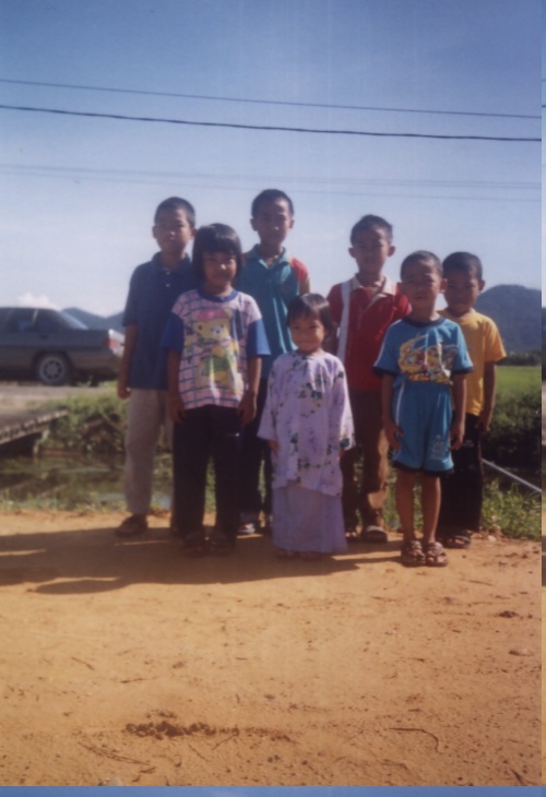 Gambar Raya 2004 di Kampung, Perak