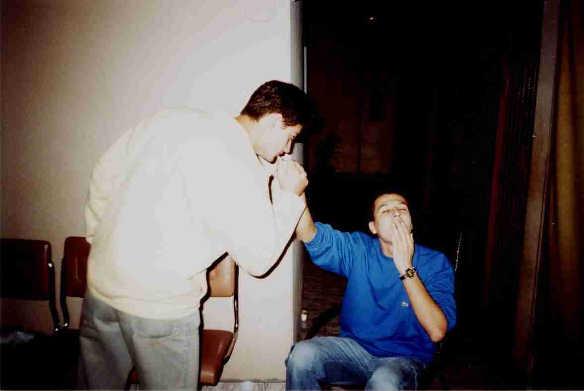 Belotto tirando O Miller Para Dan�ar
