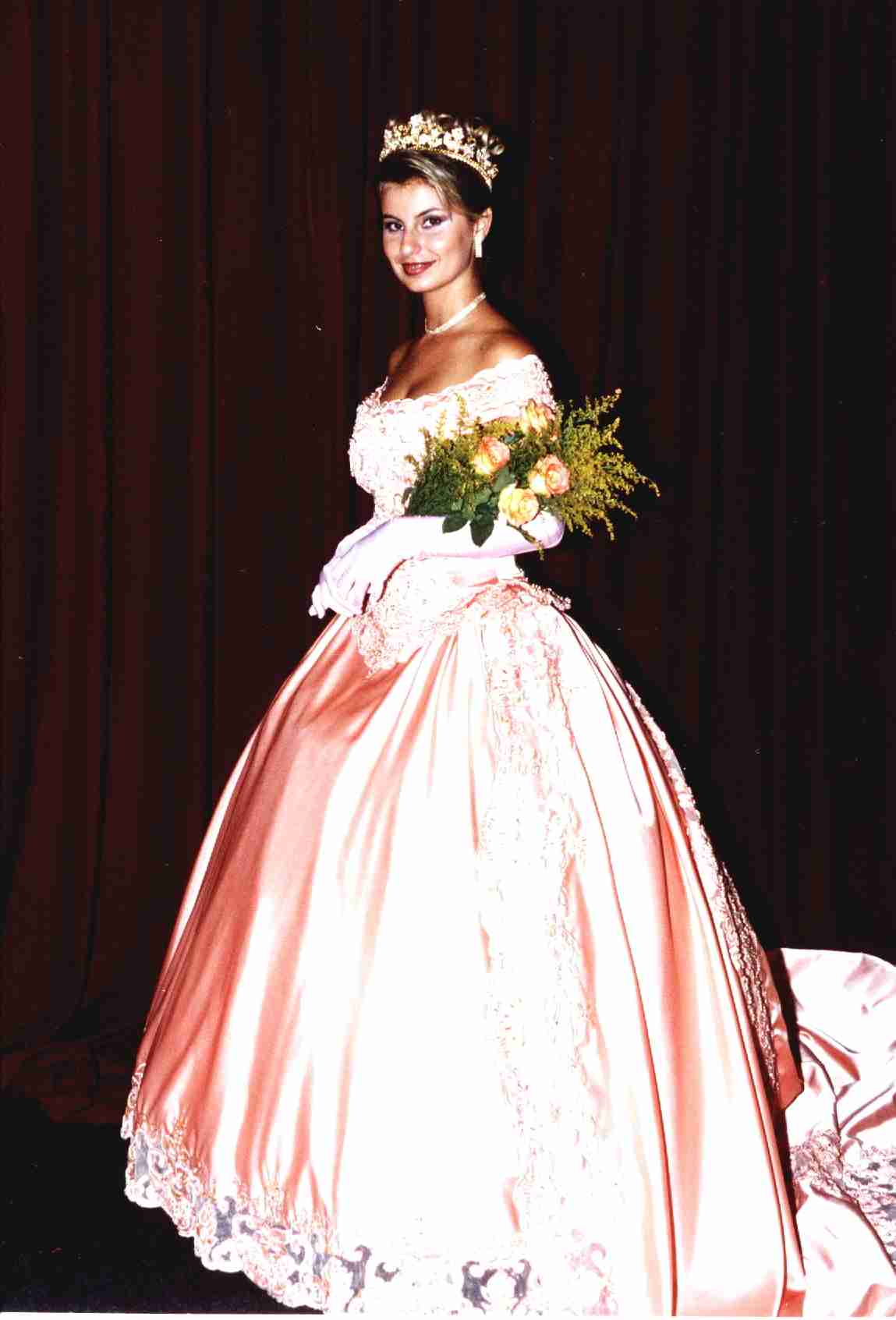 C�ntia No Desfile De Noivas