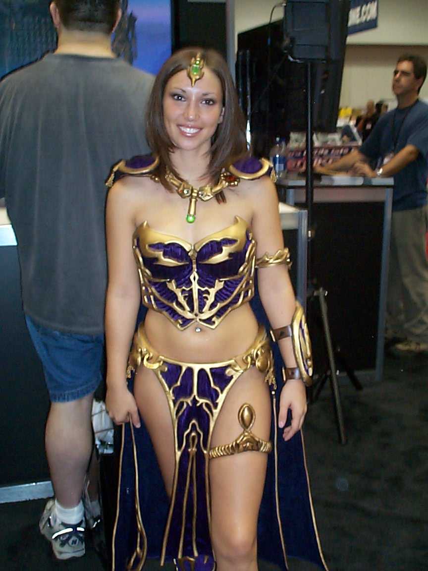 Costume9