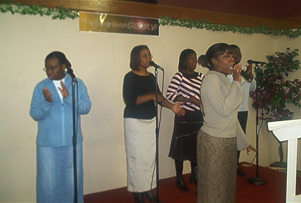 Shun, Nesi, Kim, Karen, Sharitha