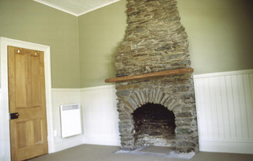 REST YOUR MOUSE ON THE IMAGE TO SEE THE ORIGINAL BEDROOM. 