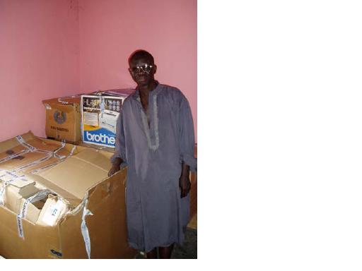 Togbe Anife en de goederen - Foto door Anna en Fried