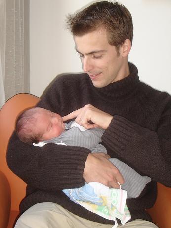 Lander geboren, en papa wordt peter...