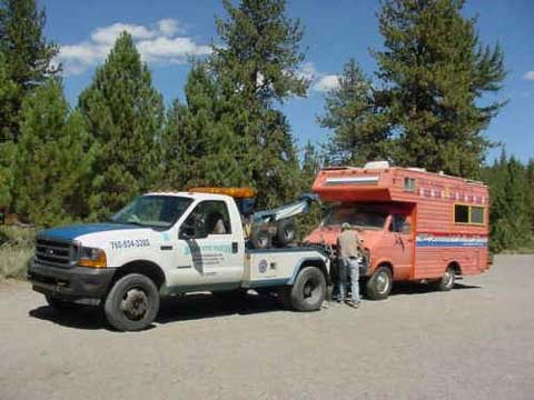 tow.jpg (29223 bytes)