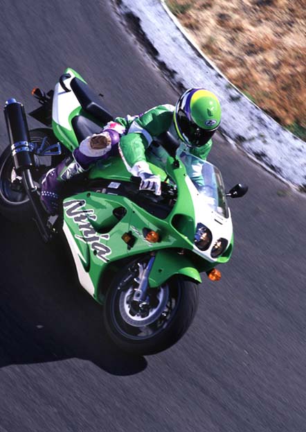 /user/zx-7r_2.jpg