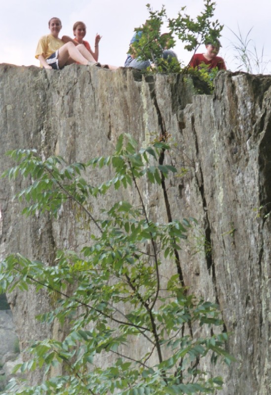 Big rock ledge thingy