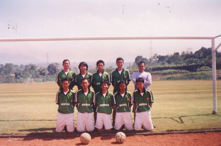 dfm_squad2002_2