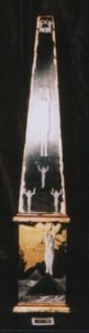 Joyce Roy - obelisk