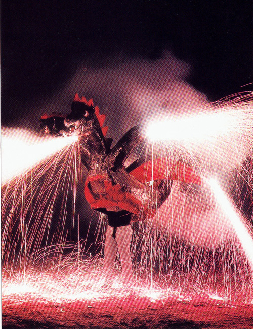 Drac dels Monjos en plena actuaci� abans de 1988