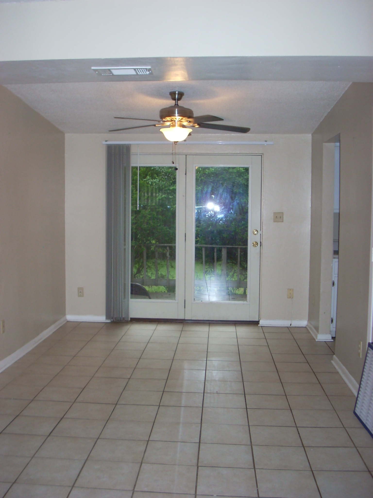 2408 Almond Dr