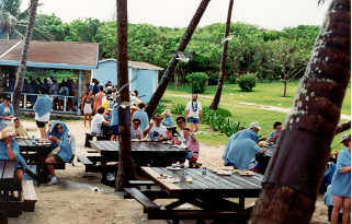 1995privateisland2.jpg (82307 bytes)