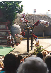 1998performers1.jpg (61427 bytes)