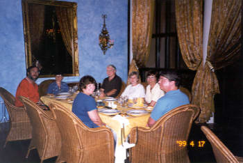 1999eating1.jpg (77391 bytes)