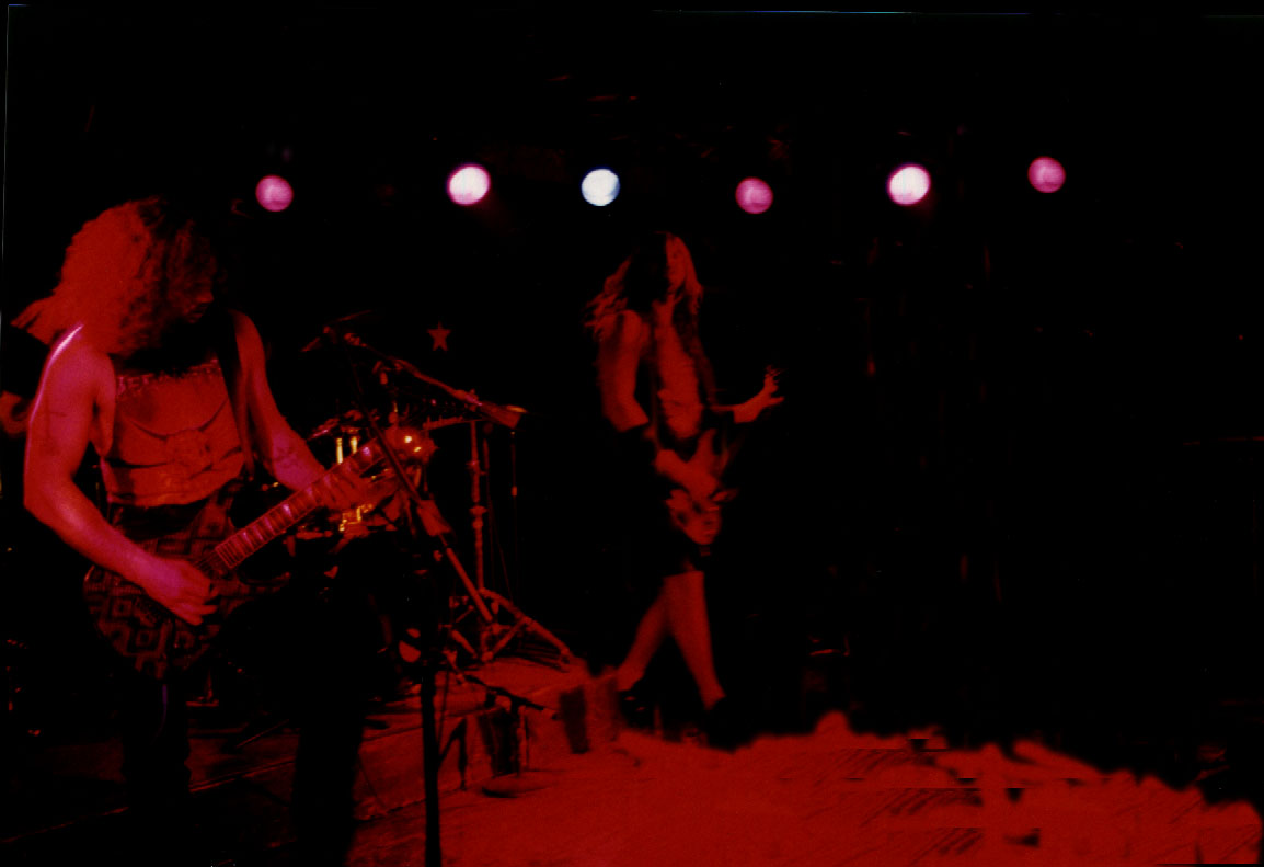 LIVE PERFORMANCES