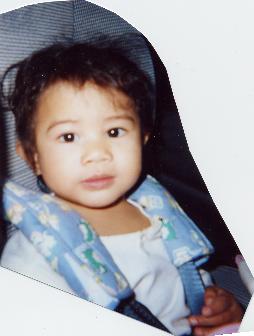 LiNDA: yes? haha tito lindo's minime!! EMiLY!