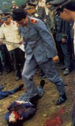 [... ist selber schuld, wenn er so endet!]