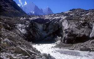 [Der Gomukh (Kuhmund) - Quelle des Ganges?]