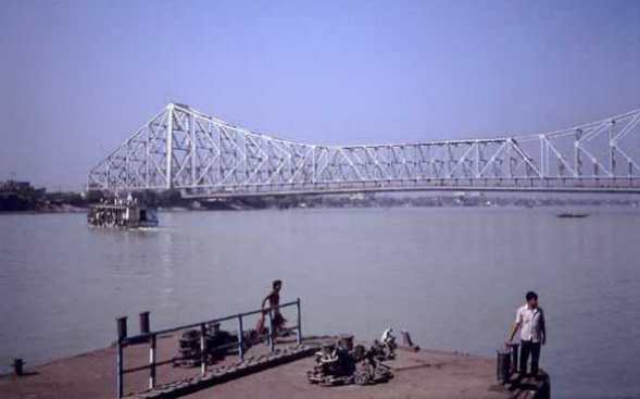 [Kalkutta, Howra-Br�cke �ber den Hugli]