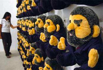 [Brasiliens Pr�sident 'Lula' da Silva als Pl�schaffe]