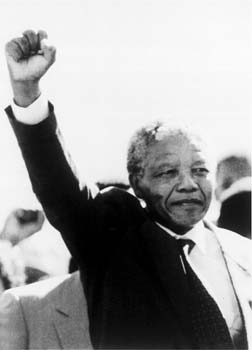 [Nelson Mandela, Negerh�uptling und Terrorist]