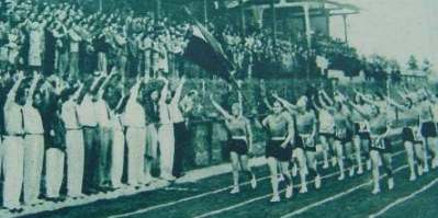 [R�ckkehrend:inne aus Rom gr��en Florenz]