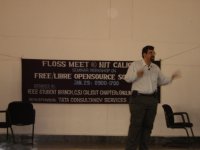 Shanker Balan Receiving the Momento