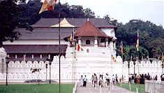 Temple of Tooth of Buddha(Dalada Maligawa)