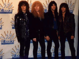 [FIREHOUSE ON AMERICAN MUSIC AWARDS]