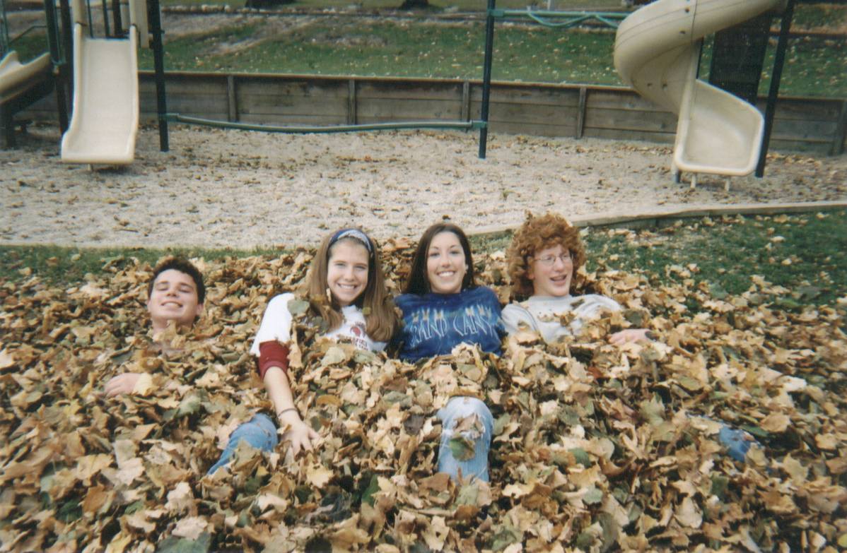 playin in the leaves