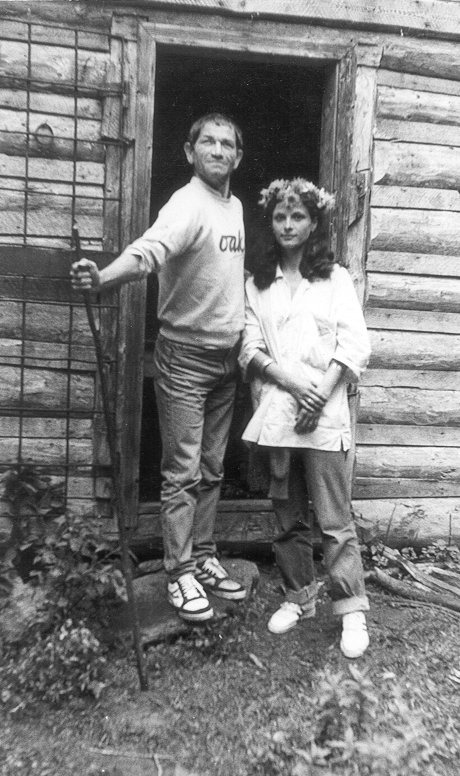 Gabriela Cretan si Cezar Ivanescu in 1987, la Valea Vinului, Rodna