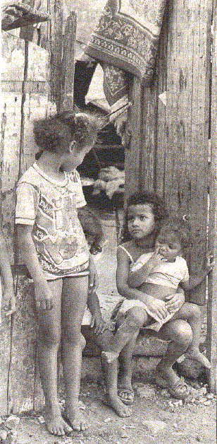 meninoderua2.gif (220651 bytes)