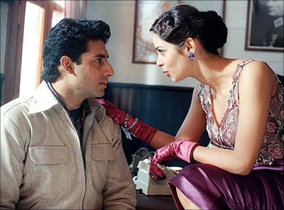Abishek and Mallika in GURU