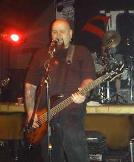 Dirt Live 2001