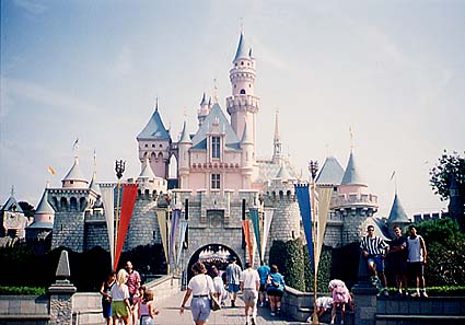 /user/fantcastle3.jpg