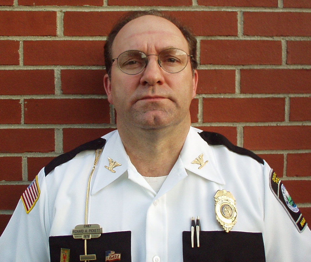 Click here to enter the Chief's Office.