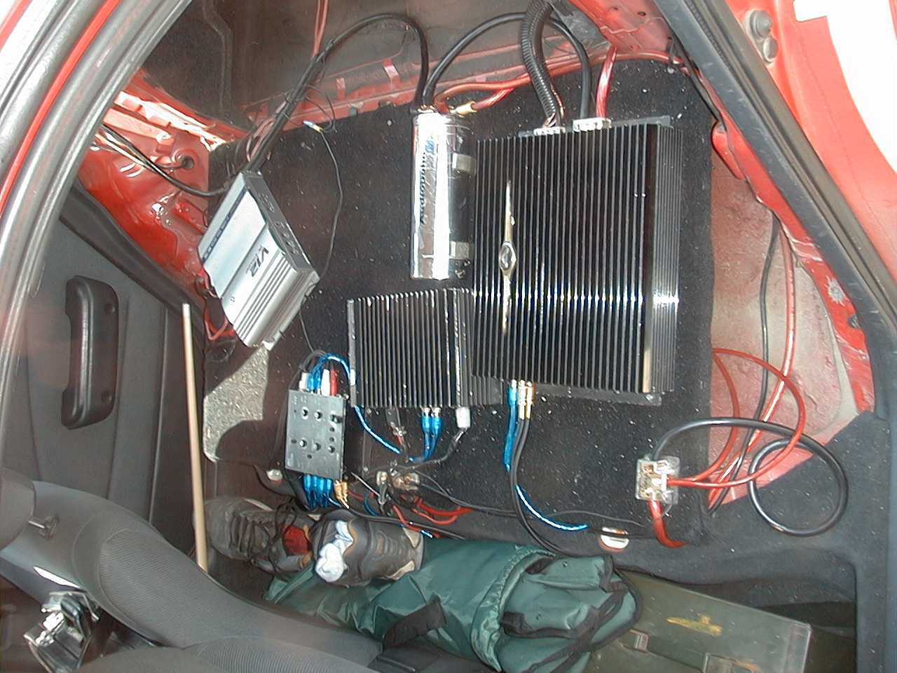 Ghettofied amp install, keep in mind this is a PROJECT