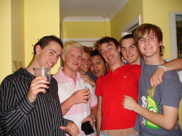 DJ Wittzy & company at Notty's Rave